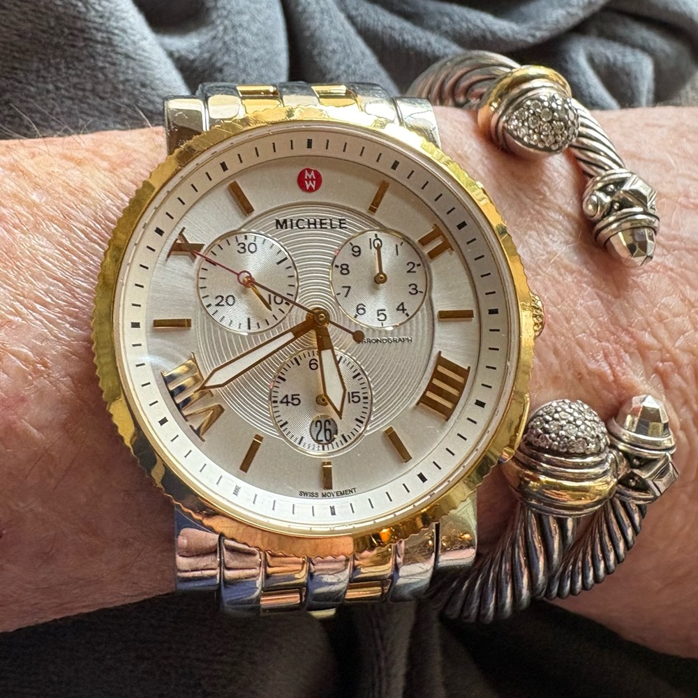 ❌❌❌SOLD❌❌❌
Michele 🎉EUC🎉Two-Tone Gold and Silver Chronograph Watch and Band - Picture 3 of 12